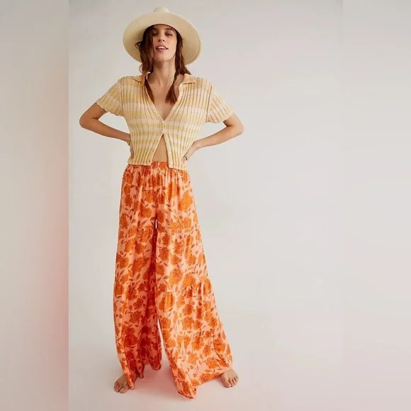 Jen’s Pirate Booty electro floral seadrift flare pants M/L NWT - Picture 1 of 7